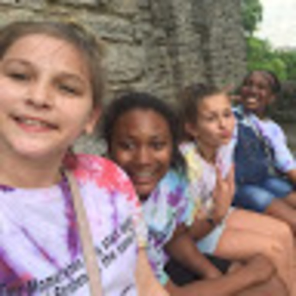 Meet your Posher, Candace - Picture 1 of 1